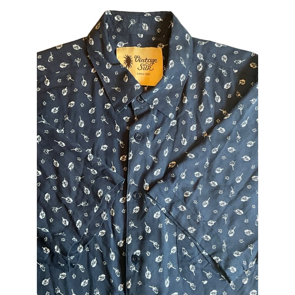 Vintage Silk XL Navy w/ White‎ Leaf Pattern 100% Silk